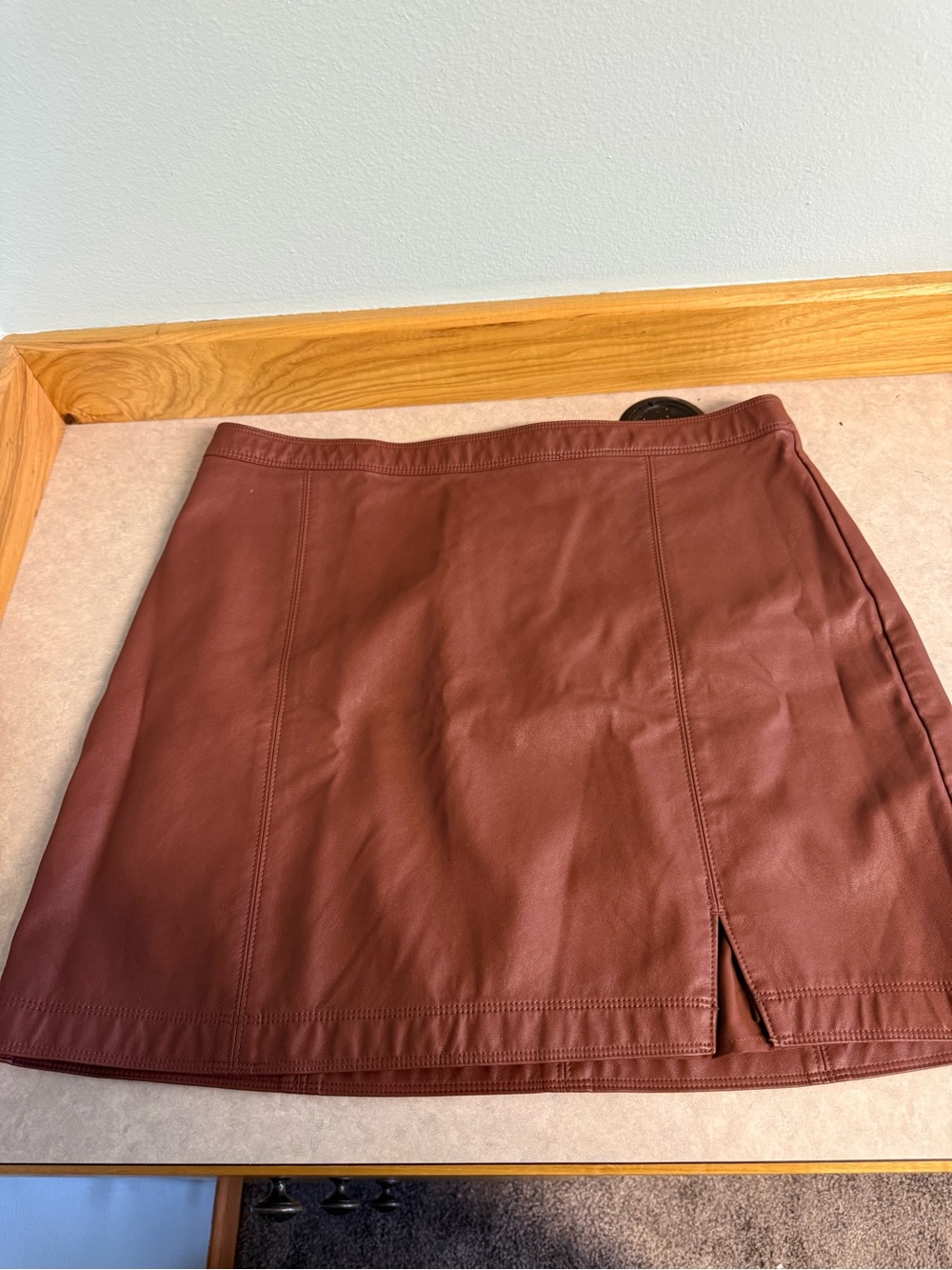 Abercrombie & Fitch XL Brown Faux Leather Mini Skirt Front Slit